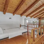 Fuoco, A Luxury With Private Pool, 10 Mins Drive From The Villa Marandokhórion