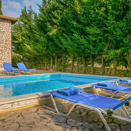 Fuoco, A Luxury With Private Pool, 10 Mins Drive From The Villa