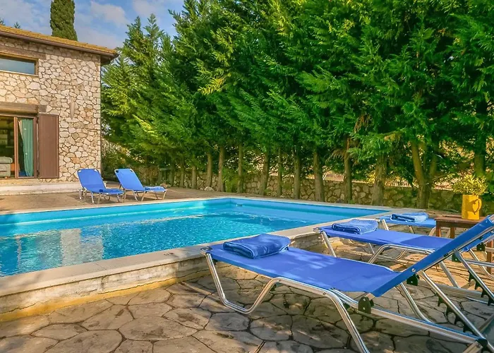Fuoco, A Luxury With Private Pool, 10 Mins Drive From The Villa