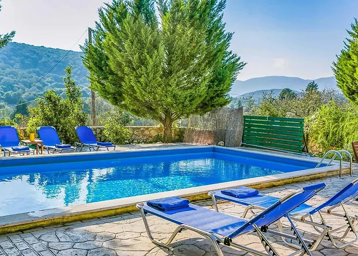 Fuoco, A Luxury With Private Pool, 10 Mins Drive From The *