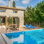 Fuoco, A Luxury With Private Pool, 10 Mins Drive From The * Marandokhórion