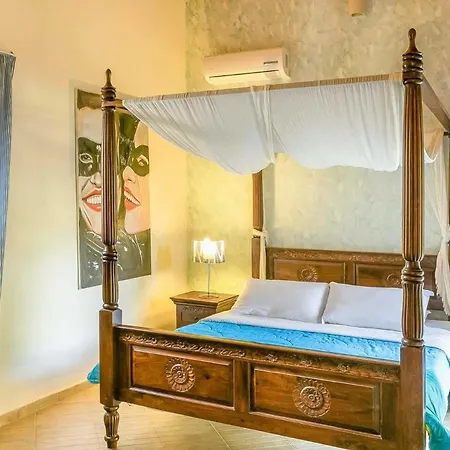 Acqua, A Luxury With Private Pool, 10 Mins Drive From The Villa *