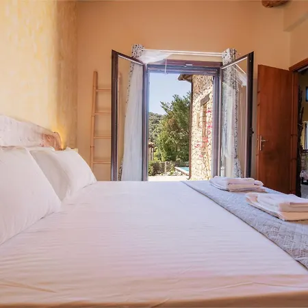 Fuoco, Lefkas G-villas, A Luxury With Private Pool, 10 Mins Drive From The